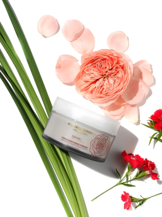 Aromatherapy Associates Rose Indulgent Body Cream różany krem do ciała 200 ml