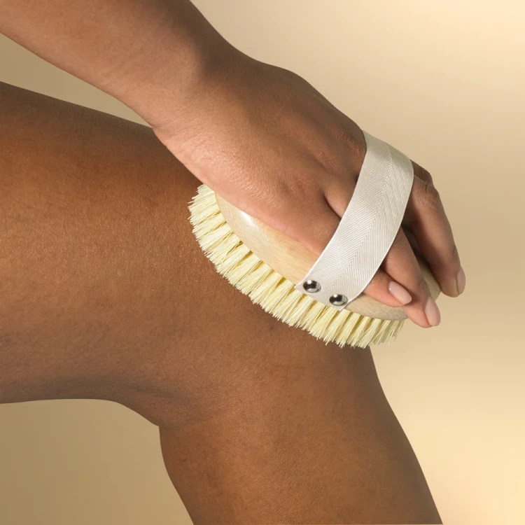 Aromatherapy Associates Body Brush szczotka do masażu ciała na sucho 1 szt.