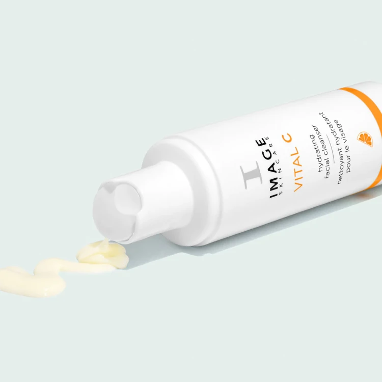 VITAL_C_hydrating_facial_cleanser_PDP_R02_1200x1200.webp